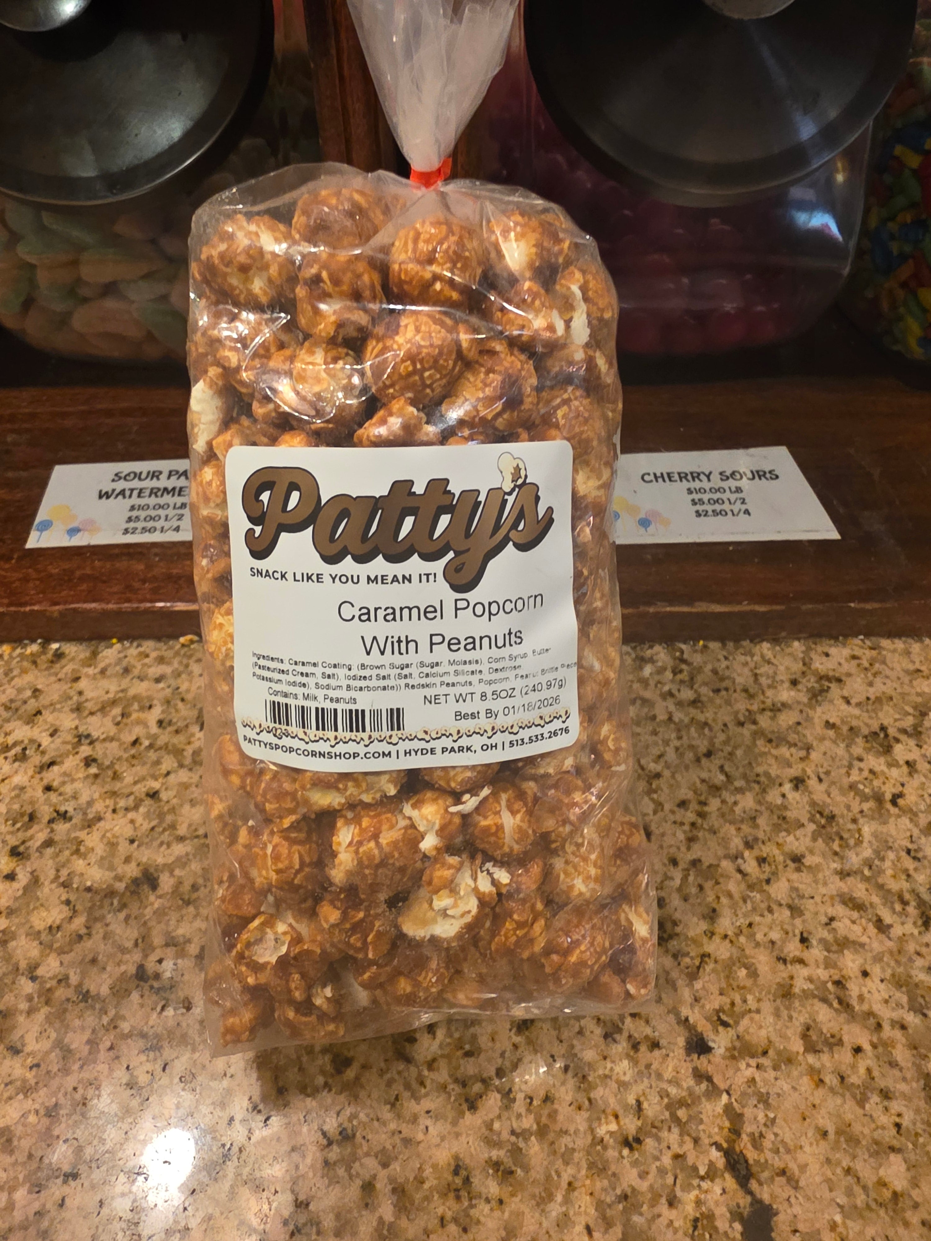 8.5oz Caramel Corn w/Peanuts