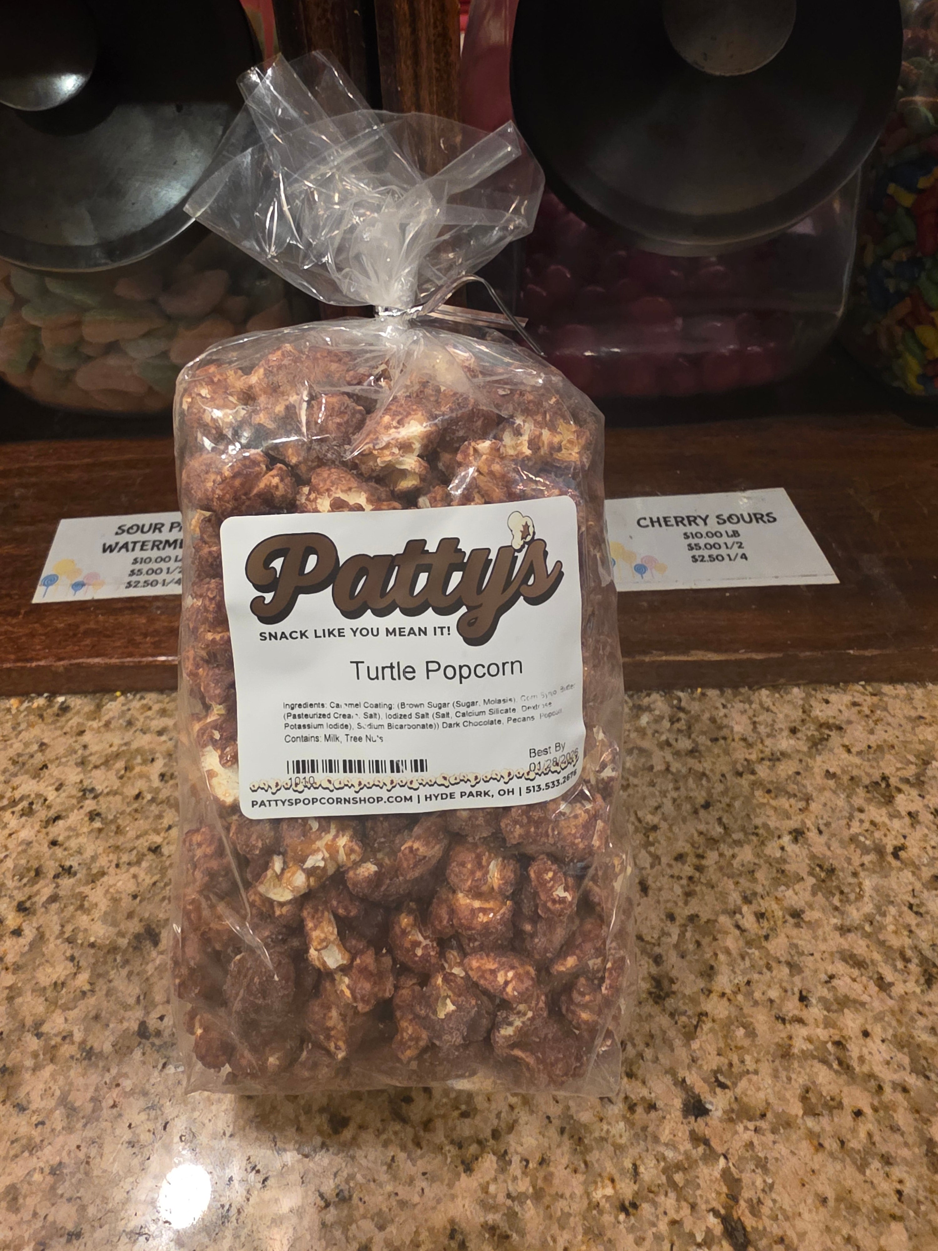 8oz.Dark Choc. Turtle Popcorn